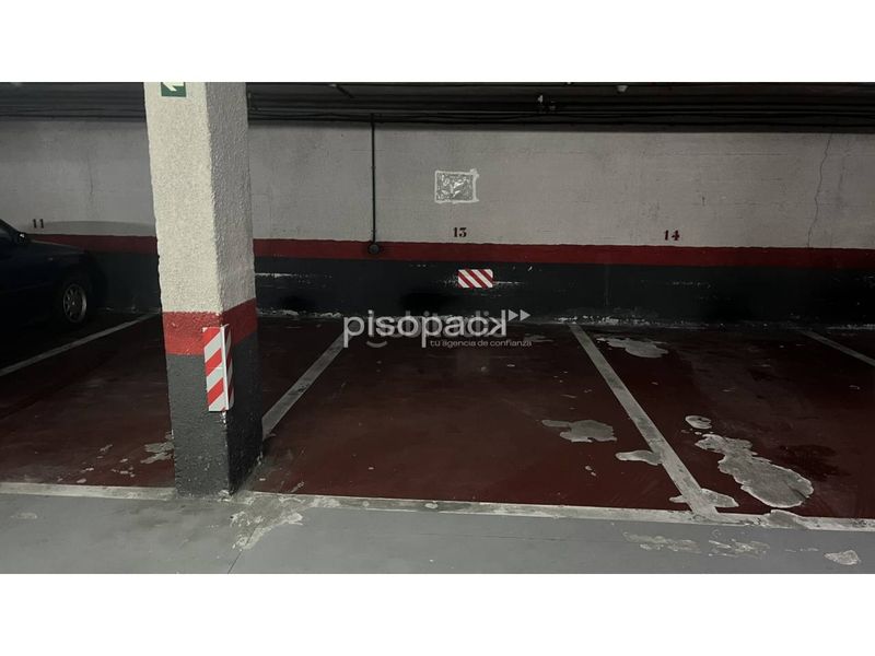 Foto 63ce2e7e-7057-4c33-bde2-b3deb3a6c08e. Aparcament cotxe a Barañáin / Barañain