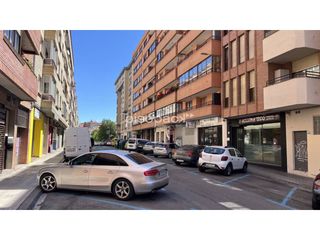 Local Comercial en Calle Río Ega