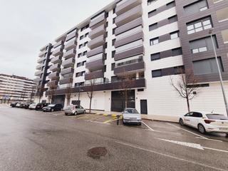 Miete Geschäftsraum in Calle maría lacunza 2-416. Local en lezkairu 120m2, reformado