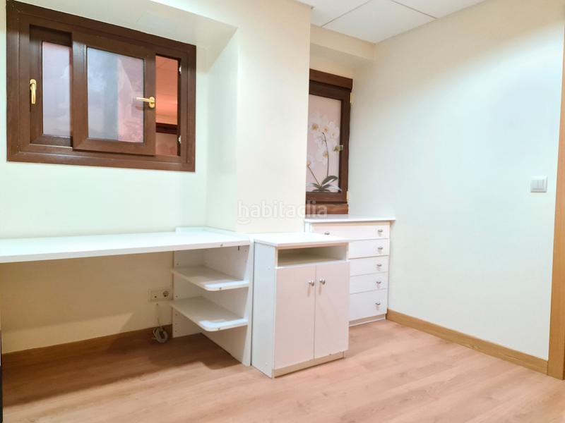 Foto db6e8098-f087-4910-bca8-dea926863486. Locale commerciale con riscaldamento in Villava / Atarrabia