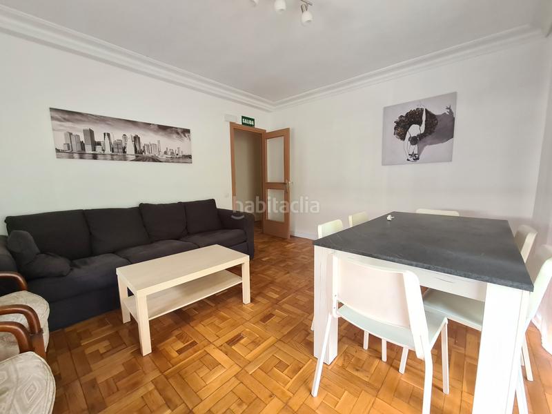 Foto b2e137cf-2596-46ce-af05-d5dd8be3fd5c. Rent flat with heating parking in Iturrama Pamplona / Iruña