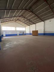 Nau industrial a San Martín de Valdeiglesias. Nave reformada