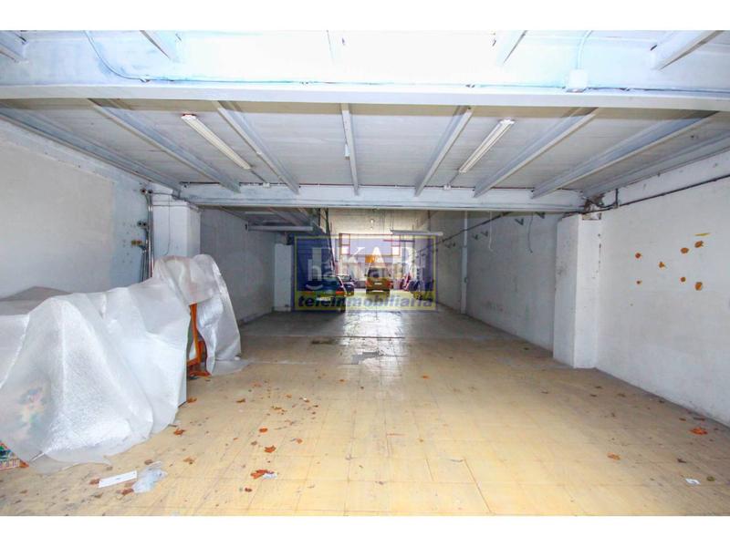 Foto b6b5a907-80d6-4dac-9a00-30e2f880822b. Industrial building in hilanderas (ed. belasko) 59 in Irun