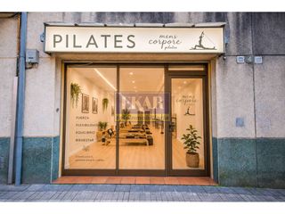 Business premise in Calle iñigo de loyola 13. Local en venta irun  larrehaundi