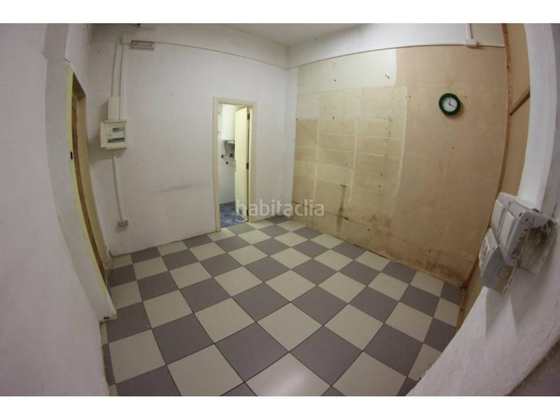 Foto 33a184e1-c0aa-49b0-82df-6198c46db077. Alquiler local comercial en san isidro labrador 1 local comercial en alquiler elizatxolarreaundi en Irun