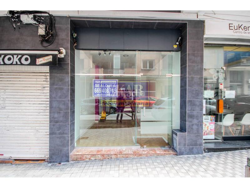 Foto 5f3b52d9-1909-4bf3-bed1-7f7ba4fd628f. Location local commercial dans Centro - Mendibil - Santiago Irun