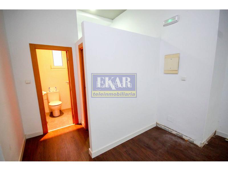 Foto 9979cd9d-d93d-42d0-8282-6f6f4ff39fdd. Rent business premise in Centro - Mendibil - Santiago Irun