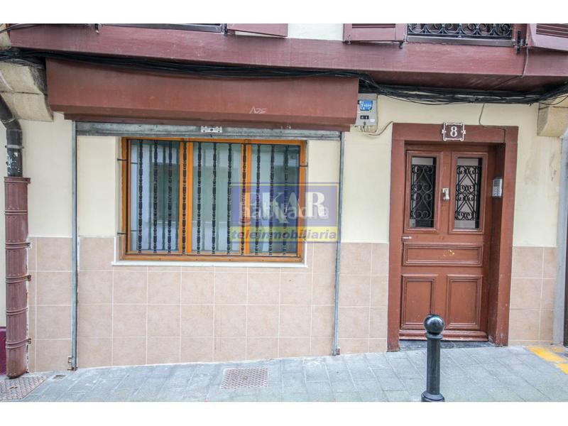 Foto fb36aee6-7638-4e2f-92a0-8f435498cf05. Locale commerciale in contracalle 8 in Centro - Mendibil - Santiago Irun