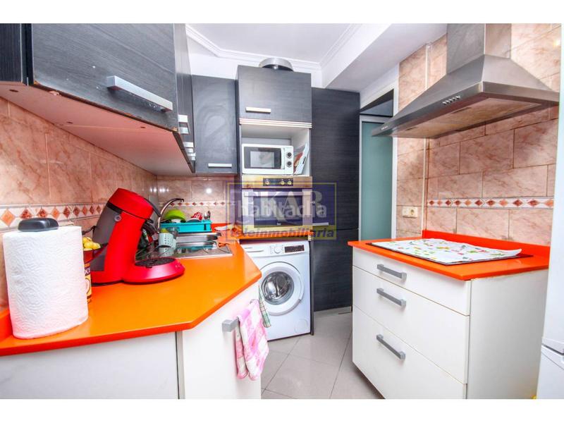 Foto 4411b654-38cb-4d6c-bd47-e751ffe55bee. Etagenwohnung mit heizung in Centro - Mendibil - Santiago Irun