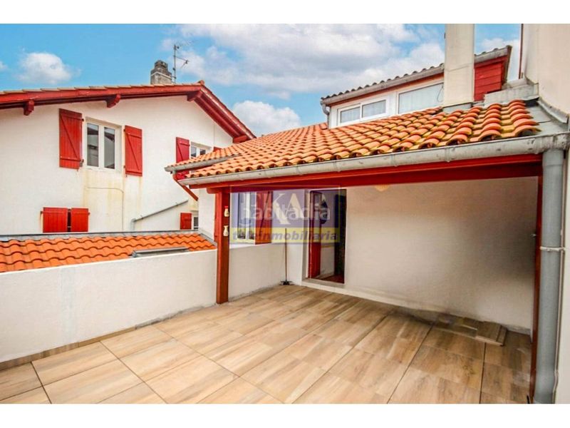 Foto 4523e32e-4fec-44fb-8ab2-817c69c2d8a2. Casa amb calefacció a Hendaye