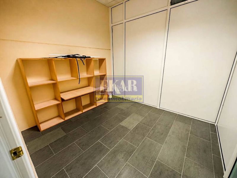 Foto cf536d4b-dace-4239-a9dd-6db5feb0cfd0. Rent business premise in Zamalbide Errenteria