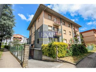 Pis a Calle virgen milagrosa 4b. Piso en venta en irun  larrehaundi en exclusiva
