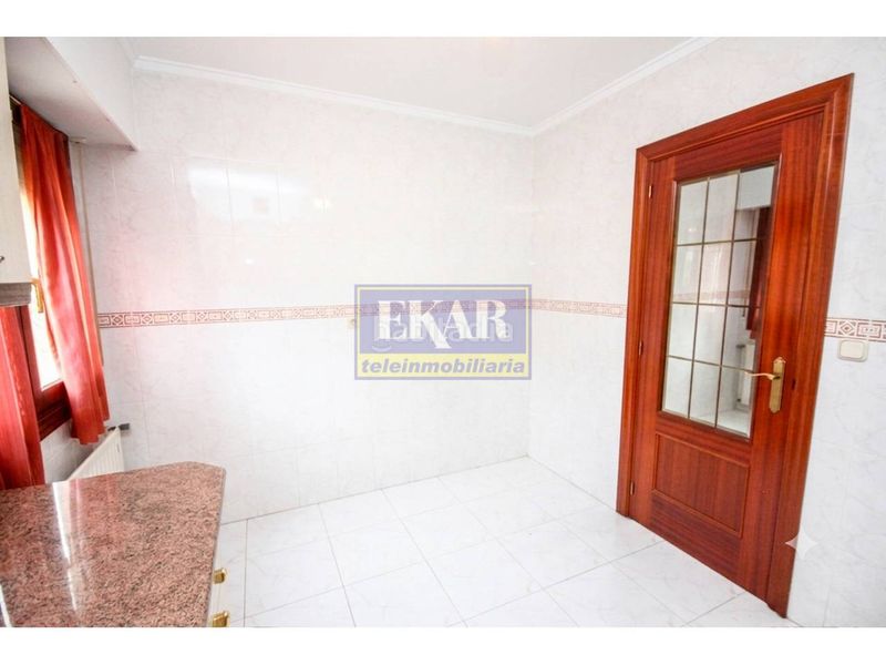 Foto 21d319f0-9e0f-4832-9498-db8a7c6c8a9f. Pis a calle virgen milagrosa 4b a Centro - Mendibil - Santiago Irun