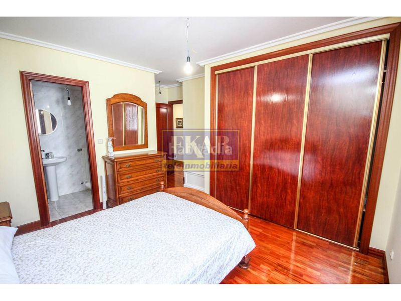 Foto 78383666-71bd-46e2-a444-31ac9ea80a8c. Pis a calle virgen milagrosa 4b a Centro - Mendibil - Santiago Irun