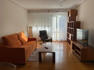 Location Appartement  Calle del río arga 16. Luminosa vivienda en la rochapea