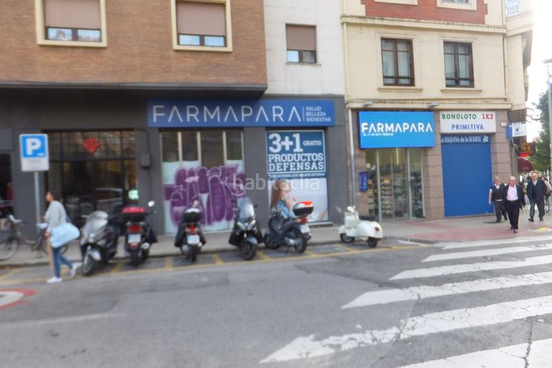 Foto 2749aff6-ea58-4910-b12c-6d4cdd552092. Lloguer local comercial amb calefacció a Segundo Ensanche Pamplona / Iruña