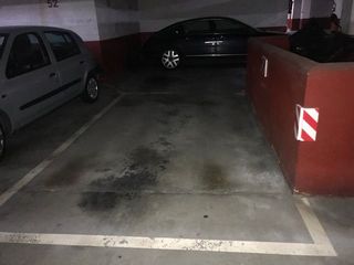 Lloguer Aparcament cotxe a N/a. Amplio parking en ermitagaña