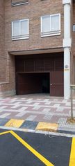 Miete Autoparkplatz in Calle manuel iribarren 11. Amplio parking en ermitagaña