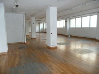 Miete Geschäftsraum in Avenida de zaragoza 31. Amplio local comercial en avda zaragoza