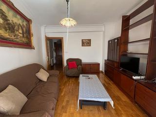 Lloguer Pis  Calle monte mendaur. Amplia vivienda para estudiantes en santa maria la real, junto a