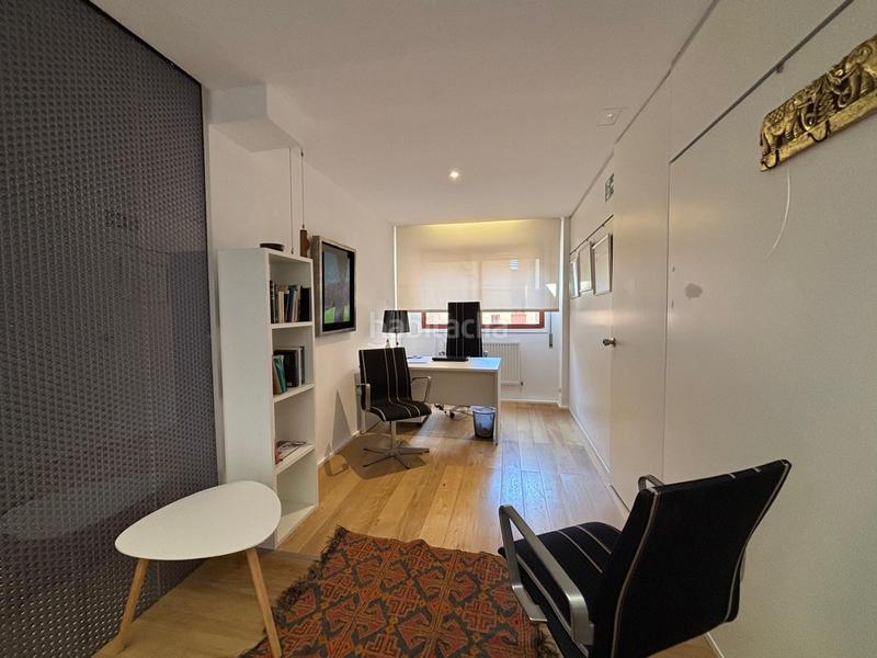 Foto 2cefa0d9-3fa9-4f46-b817-678f2c6fcc15. Locale commerciale in avenida de sancho el fuerte 77 in Pamplona / Iruña