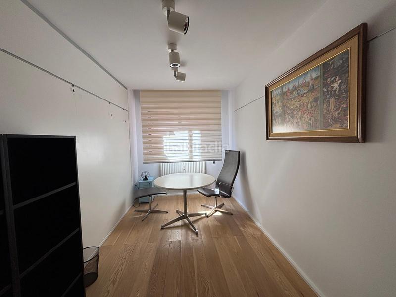 Foto 7362f145-3293-4162-be98-8c0c4887b14f. Locale commerciale in avenida de sancho el fuerte 77 in Pamplona / Iruña