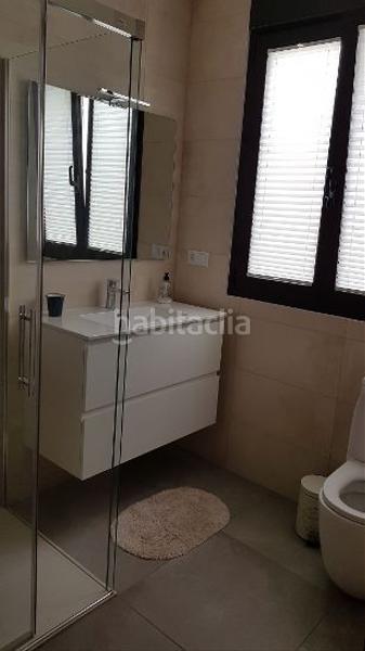 Foto 2b53661f-b4eb-4367-bba2-7e6e62e5c8f4. Location appartement avec chauffage dans Segundo Ensanche Pamplona / Iruña