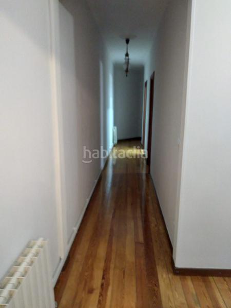Foto 745477f4-4c21-4c68-bad8-8f09d6fa7158. Rent flat with heating in Segundo Ensanche Pamplona / Iruña