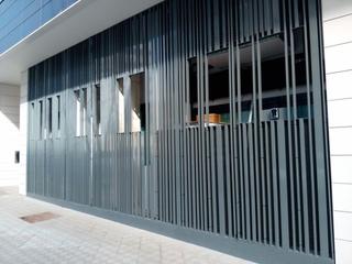Locale commerciale in Calle Francisco Berlanga Robles 15