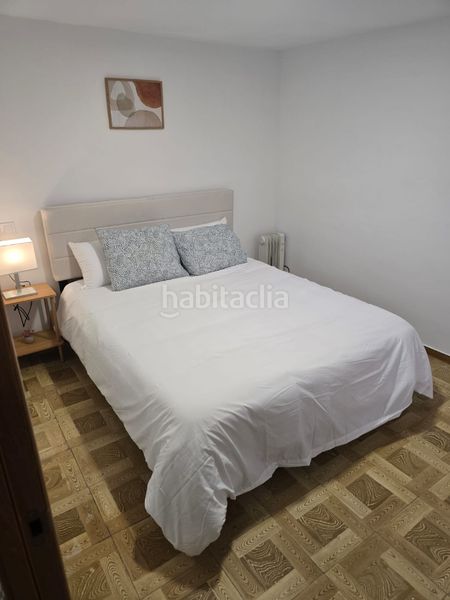 Foto 8205d5af-eedb-42e0-8a9d-6290baa40af4. Rent semi detached house in calle el medio 29 in Arcos (Los)