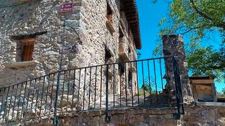 Haus  Calle real 21. Casa para reformar en ajamil de cameros