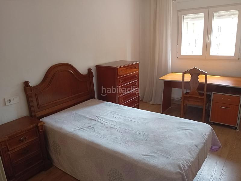 Foto 4f438128-38ad-40b3-bbc8-62927eaf3cac. Alquiler piso en calle pico de ori 3 piso para estudiantes en la Milagrosa en Pamplona / Iruña