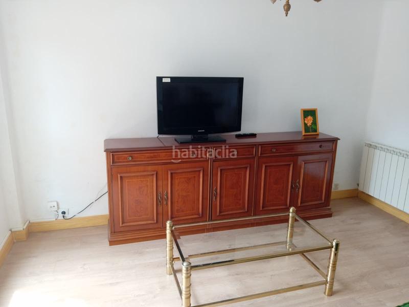 Foto ce3b1bbc-d287-45ad-80d1-43f8c15def1a. Alquiler piso en calle pico de ori 3 piso para estudiantes en la Milagrosa en Pamplona / Iruña