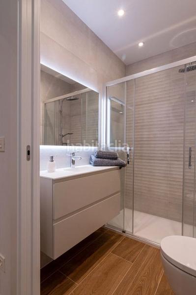 Foto 339a1dcf-e8ab-47a5-b931-56b10efb9140. Location appartement dans plaza del castillo 44 dans Pamplona / Iruña