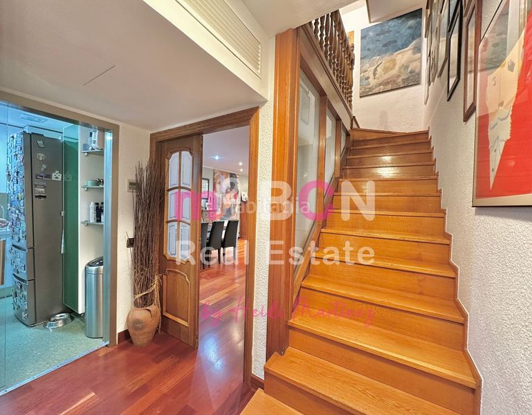Foto 8769ab7b-a790-4810-a7a9-c7449ef98a62. Chalet en Ciutat Diagonal Esplugues de Llobregat