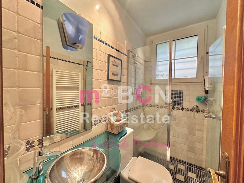 Foto 8ff1da54-5c25-44d1-b922-d56f1246cf97. Chalet en Ciutat Diagonal Esplugues de Llobregat