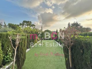 Chalet in Ciutat Diagonal