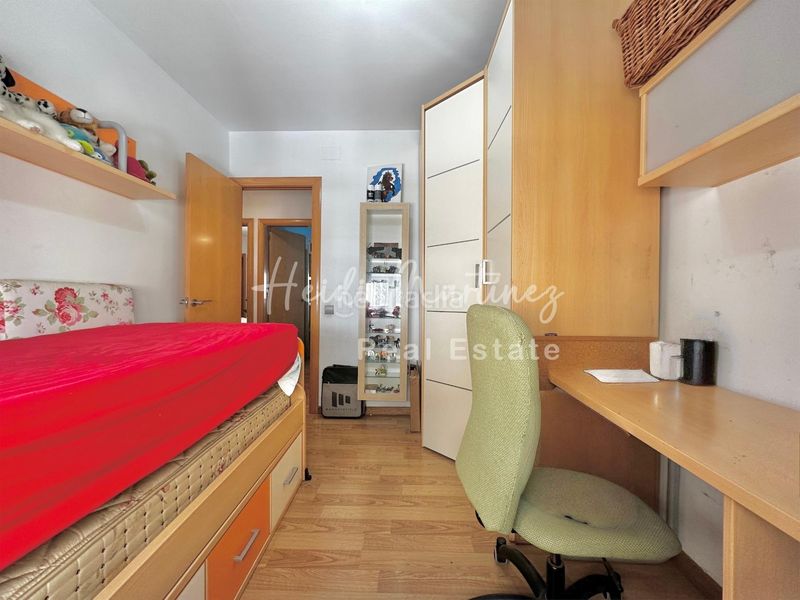 Foto 0b44ba81-2c1c-48cc-afb5-98aa801b098e. Casa adossada amb aparcament a Molins de Rei