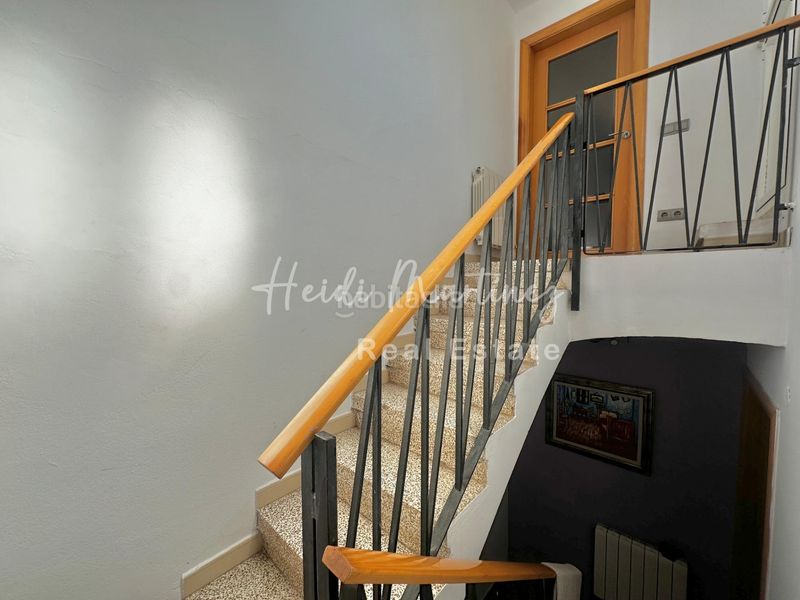 Foto 53ddd07d-aaf2-4a67-ae62-70ca51ee6efd. Casa adossada amb aparcament a Molins de Rei