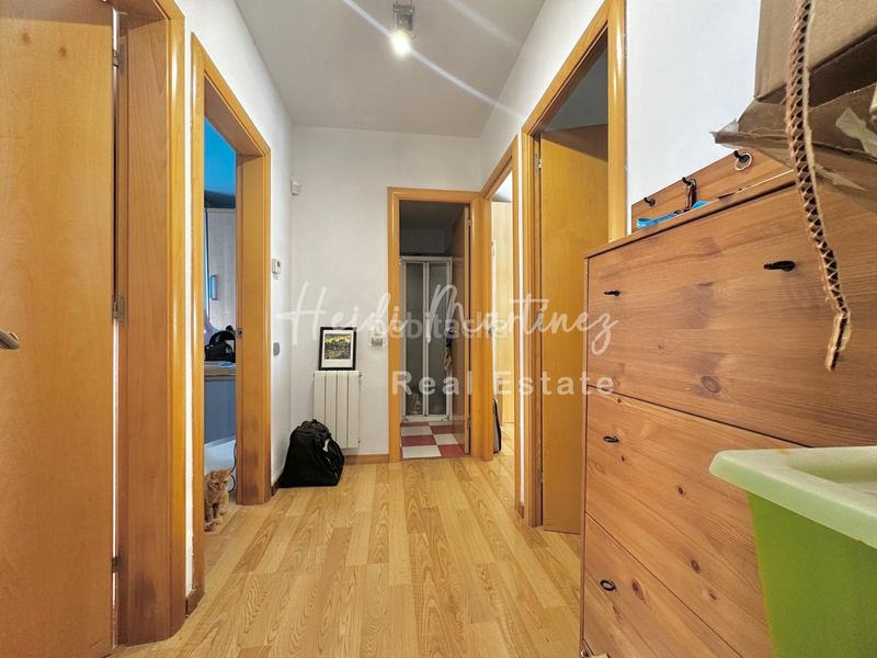 Foto a8050a67-eee2-4588-bdad-e9f261205c7f. Casa adossada amb aparcament a Molins de Rei