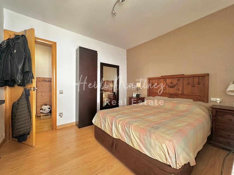 Foto c48ac0ca-e03f-4213-8b32-03511d7bfd43. Casa adossada amb aparcament a Molins de Rei