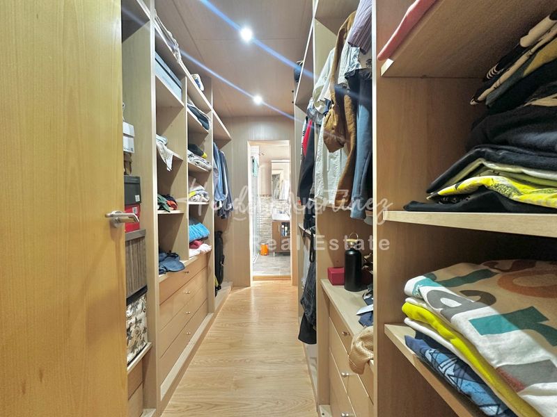 Foto d141aab5-5912-4dc5-9829-f5d586ad5b3e. Casa adossada amb aparcament a Molins de Rei