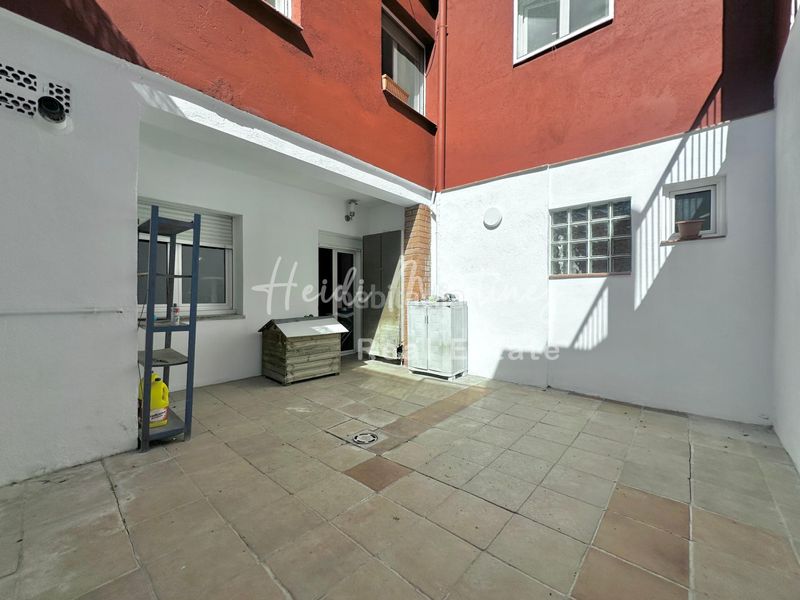 Foto f1d08a57-0262-42f1-94db-5642b36edc0d. Casa adossada amb aparcament a Molins de Rei