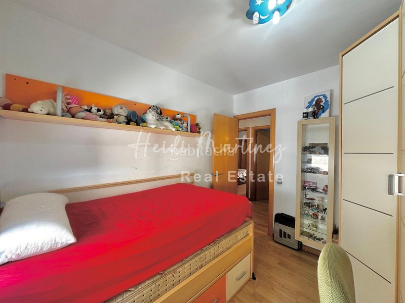 Foto f36cd0c9-ffdf-4303-a2e1-b197b30e7f23. Casa adossada amb aparcament a Molins de Rei