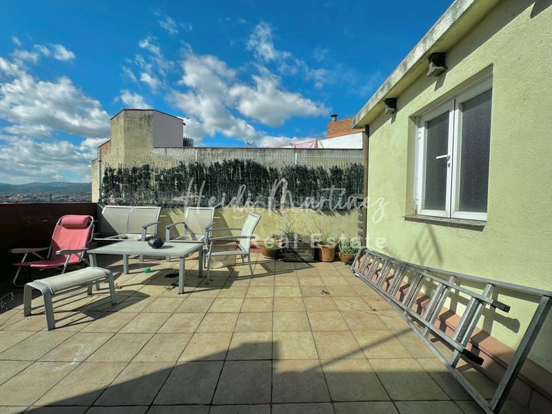 Foto f84f0ef4-3a30-4c04-b419-7975096b5f71. Casa adossada amb aparcament a Molins de Rei