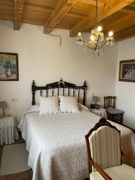 Foto b3466a9f-27b0-4303-8ef0-89c92a91e6f6. Masia a Cava