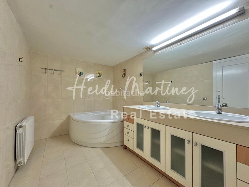 Foto 4b154399-ede7-4df6-a6ea-8ab3e67a7e2c. Casa amb calefacció a Molins de Rei