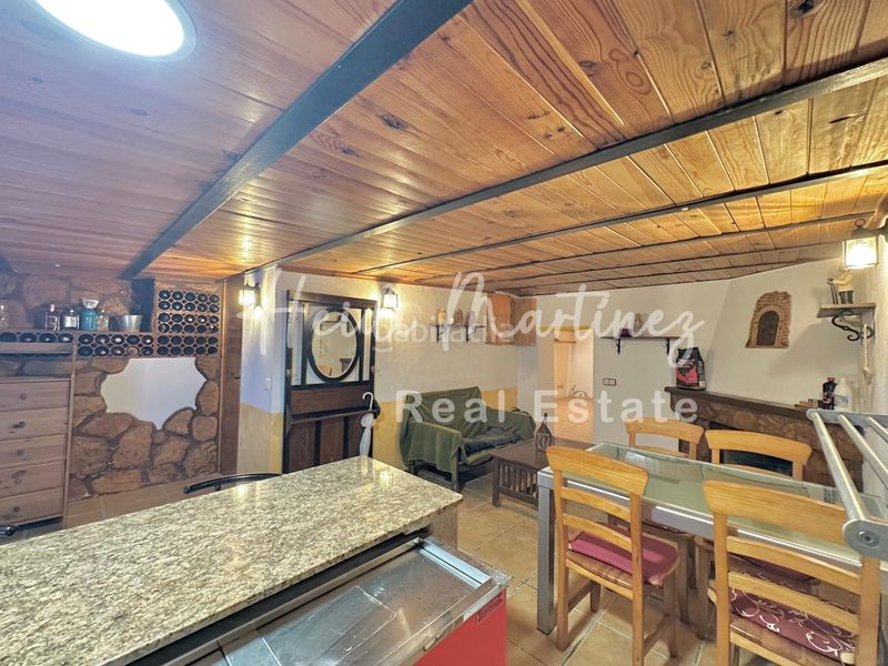 Foto cc6434cd-299e-437a-be42-b743153d265a. Casa amb calefacció a Molins de Rei