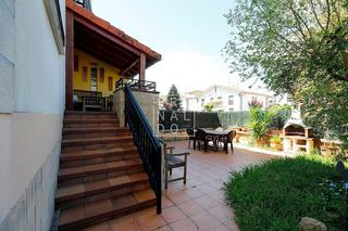 Casa adossada  Bortziriak karrika. Chalet adosado en bera, navarra