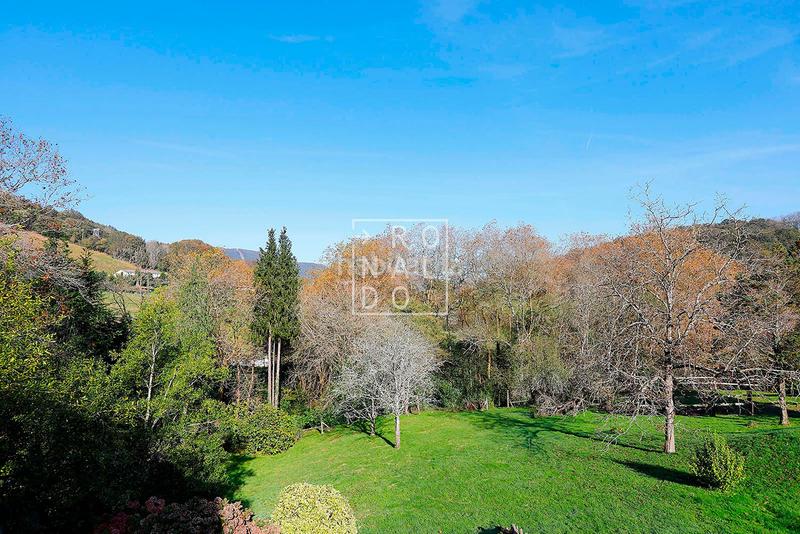 Foto 137c81a6-bc98-4986-8a6d-c53f93dc13e9. Chalet mit heizung pool in Oiartzun